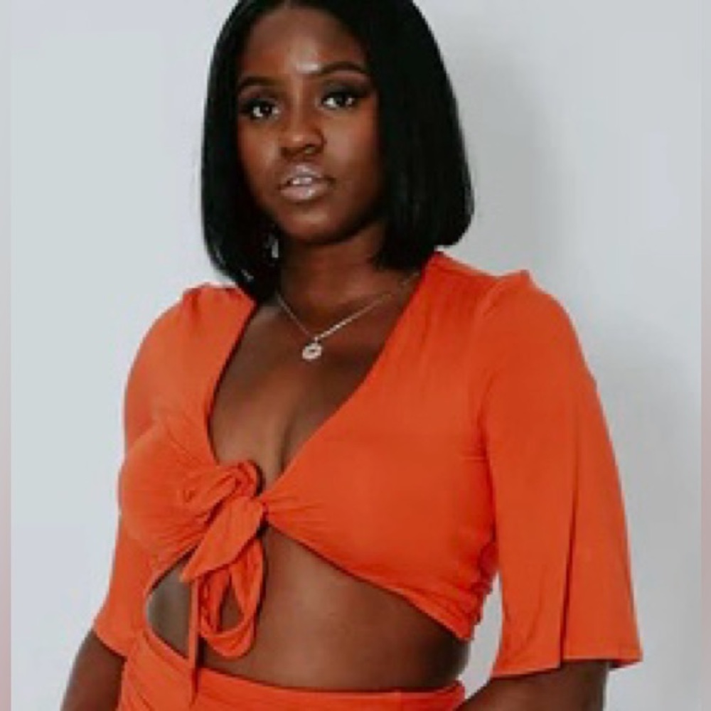 Klassy Network Resort Crop Front Tie Orange XL